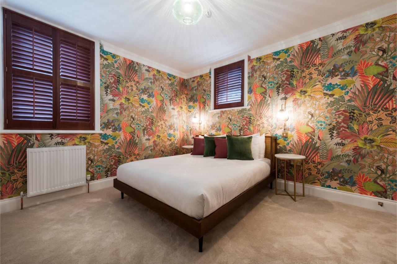 The Clarence Boutique Rooms Portsmouth Exterior photo