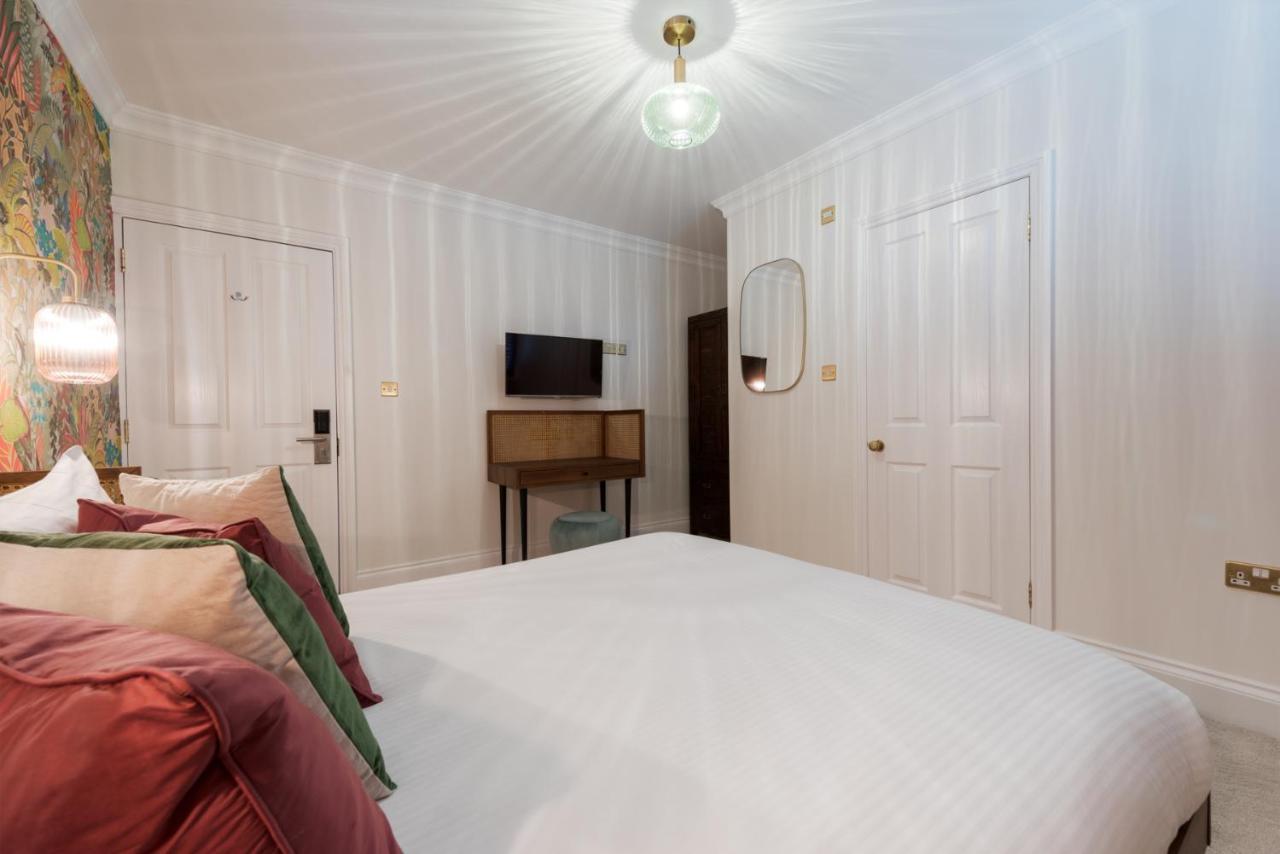 The Clarence Boutique Rooms Portsmouth Exterior photo